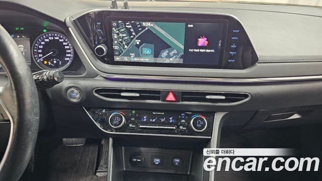 Hyundai Sonata 2021 — Фото 12/20