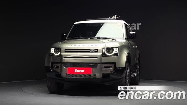 Land Rover Defender 2021 — Фото 3/20