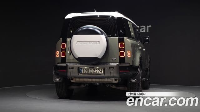 Land Rover Defender 2021 — Фото 4/20