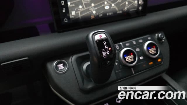 Land Rover Defender 2021 — Фото 9/20