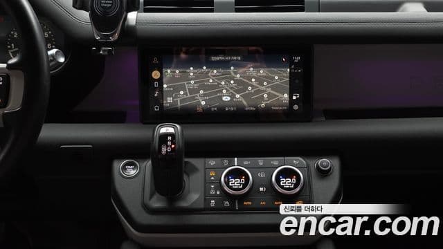 Land Rover Defender 2021 — Фото 14/20