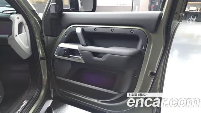 Land Rover Defender 2021 — Şəkil 5/32