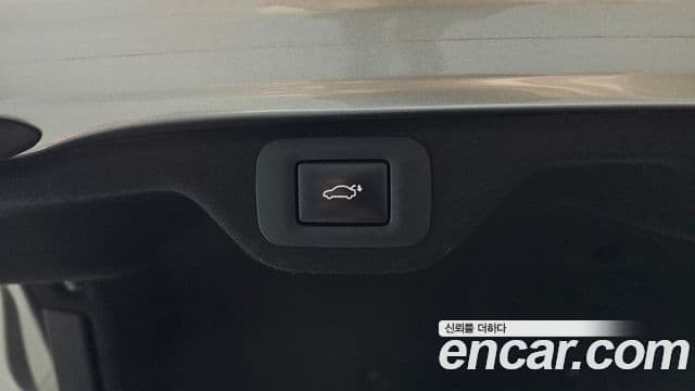 Lexus ES300h 2018 — Photo 20/20