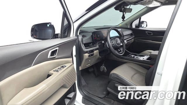 Kia Carnival 2024 — Фото 10/20