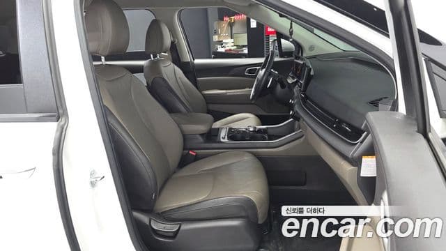 Kia Carnival 2024 — Фото 11/20