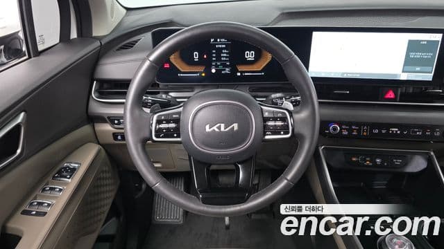 Kia Carnival 2024 — Фото 13/20
