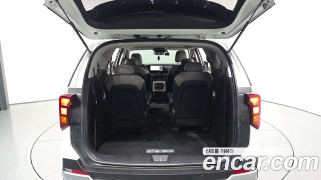 Kia Carnival 2024 — Фото 20/20