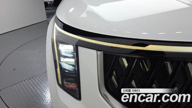 Kia Carnival 2024 — ფოტო 26/30
