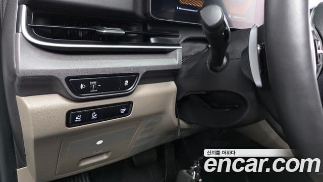 Kia Carnival 2024 — ფოტო 29/30