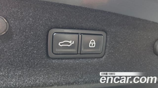 Kia K8 2021 — Şəkil 22/30