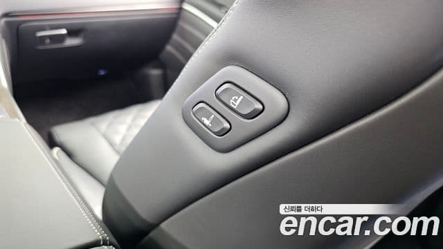 Genesis GV80 2024 — ფოტო 13/36