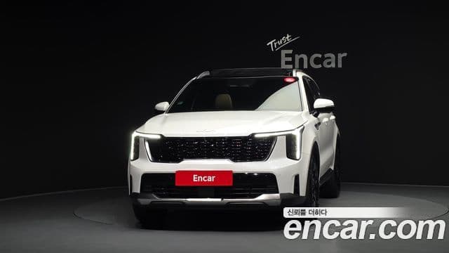 Kia Sorento 2023 — Фото 3/20