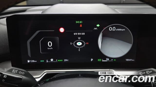 Kia Sorento 2023 — Фото 8/20