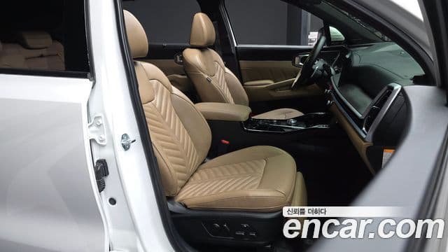 Kia Sorento 2023 — Фото 11/20