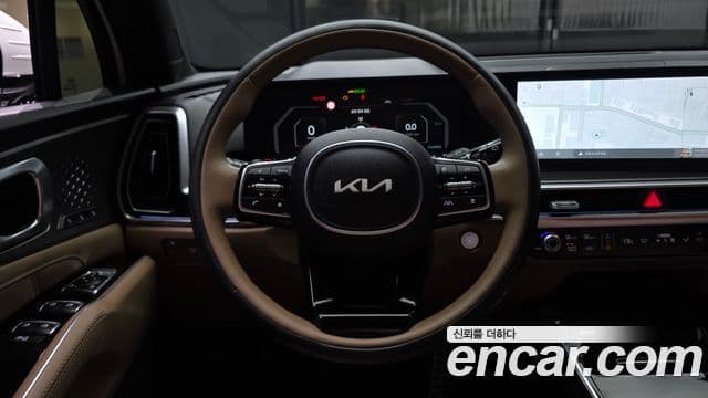 Kia Sorento 2023 — Фото 13/20