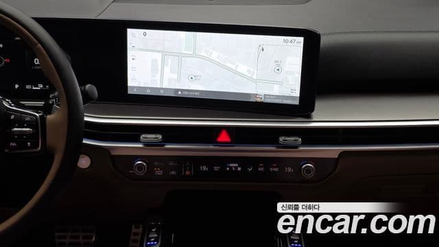 Kia Sorento 2023 — Фото 14/20
