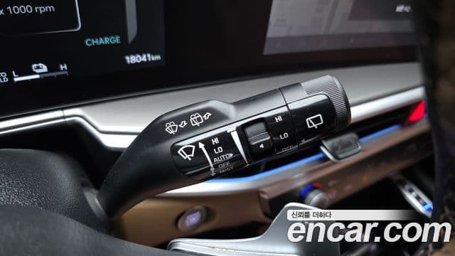 Kia Sorento 2023 — Фото 19/20