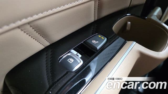 Kia Sorento 2023 — Şəkil 2/34