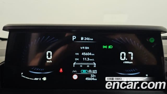 Hyundai Staria 2022 — Фото 16/20
