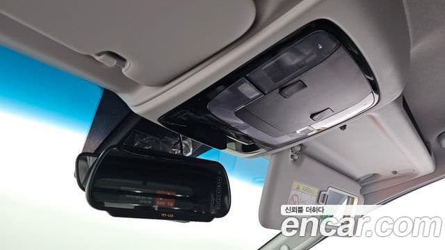 Hyundai Staria 2022 — Фото 18/20
