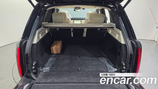 Land Rover Range Rover 2025 — Photo 7/20