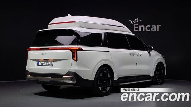 Kia Carnival 2024 — Photo 4/38