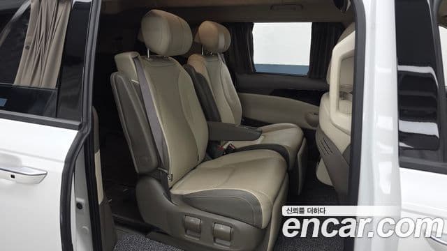 Kia Carnival 2024 — Photo 11/38