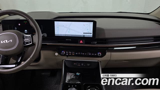 Kia Carnival 2024 — Photo 32/38