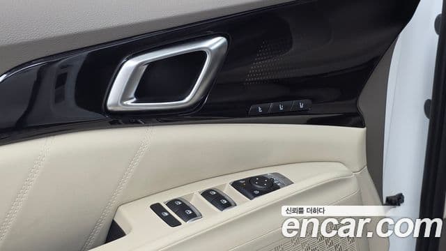 Kia Carnival 2024 — Photo 3/38