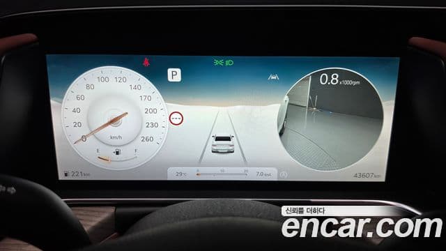 Genesis G90 2022 — ფოტო 28/31