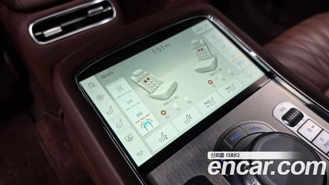 Genesis G90 2022 — ფოტო 4/31
