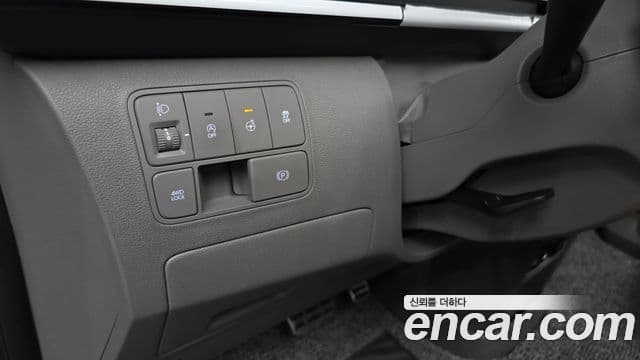 Hyundai Staria 2025 — Фото 16/20