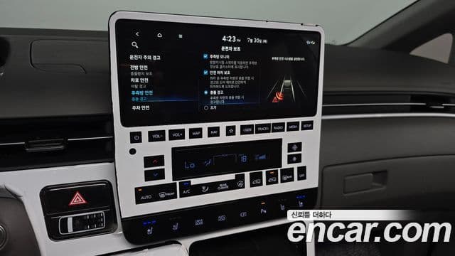Hyundai Staria 2025 — Фото 18/20