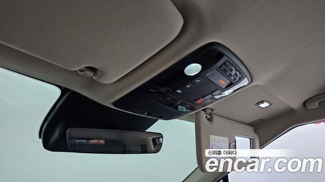 Kia Carnival 2024 — Фото 15/20