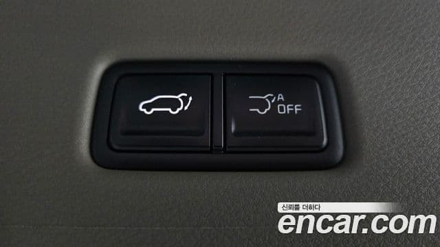 Kia Carnival 2024 — Фото 17/20