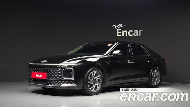 Hyundai Grandeur 2023 — Фото 1/20