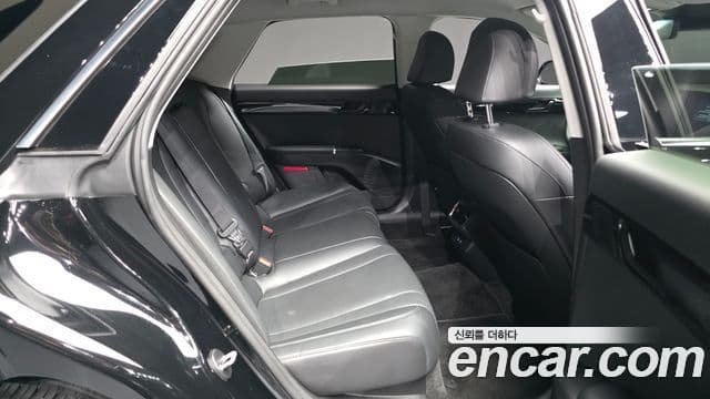 Hyundai Grandeur 2023 — Фото 12/20