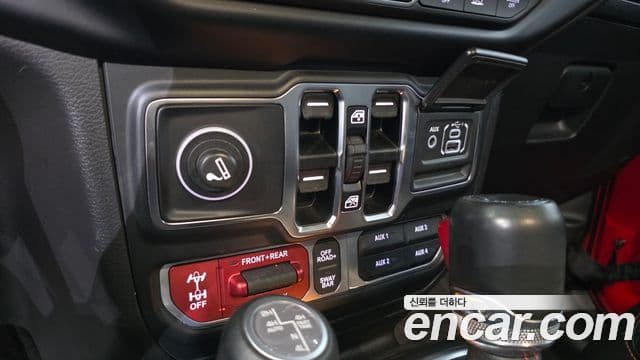 Jeep Gladiator 2022 — Фото 18/20