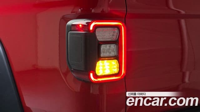 Jeep Gladiator 2022 — Photo 9/30