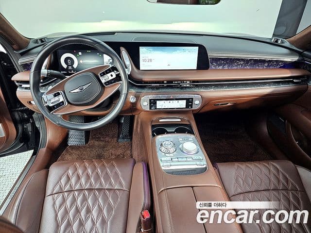 Genesis G90 2022 — Photo 17/20