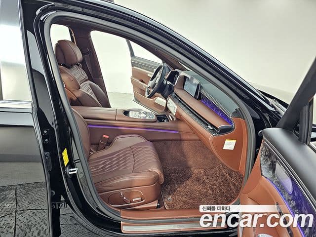 Genesis G90 2022 — Photo 15/20