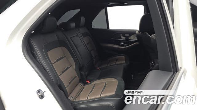Mercedes-Benz GLE-Class 2023 — Фото 11/20