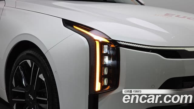 Kia K8 2025 — Şəkil 10/36