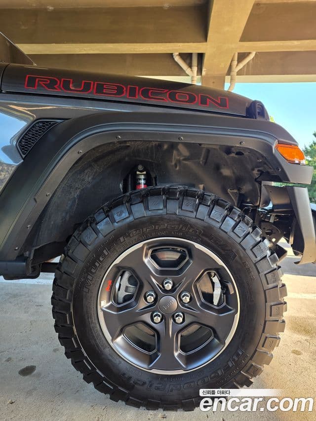 Jeep Gladiator 2021 — Şəkil 8/10