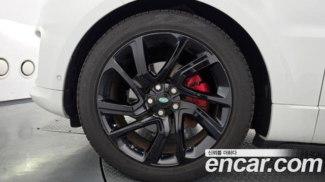 Land Rover Range Rover Sport 2019 — Фото 4/20