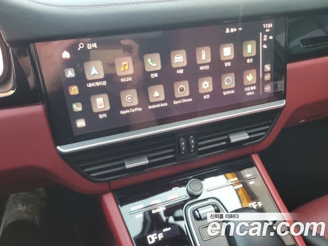 Porsche Cayenne 2022 — Photo 6/20