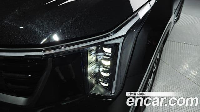 Kia Sorento 2024 — Photo 6/36