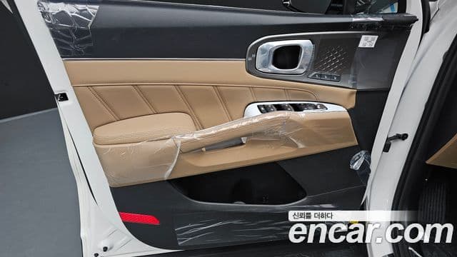 Kia Sorento 2025 — Photo 14/35