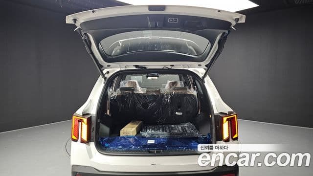 Kia Sorento 2025 — Photo 2/35