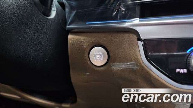 Kia Sorento 2025 — Photo 18/35